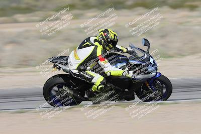 media/Jan-15-2026-Racers Edge (Thu) [[dfebeb70ab]]/2-A Group/Session 3 (Turn 15 Inside Pans)/